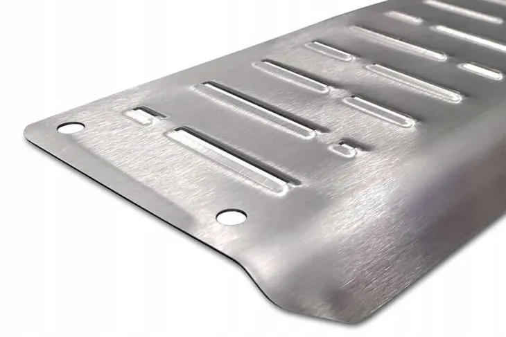 podstopnica-do-ford-mustang-mach-e-producent-avisa-numer-katalogowy-producenta-2-37014-stan-nowy