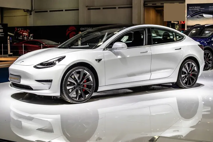 felgi-20-5x1143-do-tesla-model-3-liczba-felg-w-ofercie-4-szt