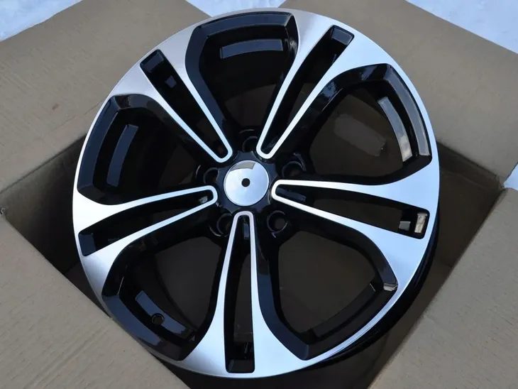 felgi-17-5x1143-mitsubishi-eclipse-cross-lancer-x-liczba-felg-w-ofercie-4-szt