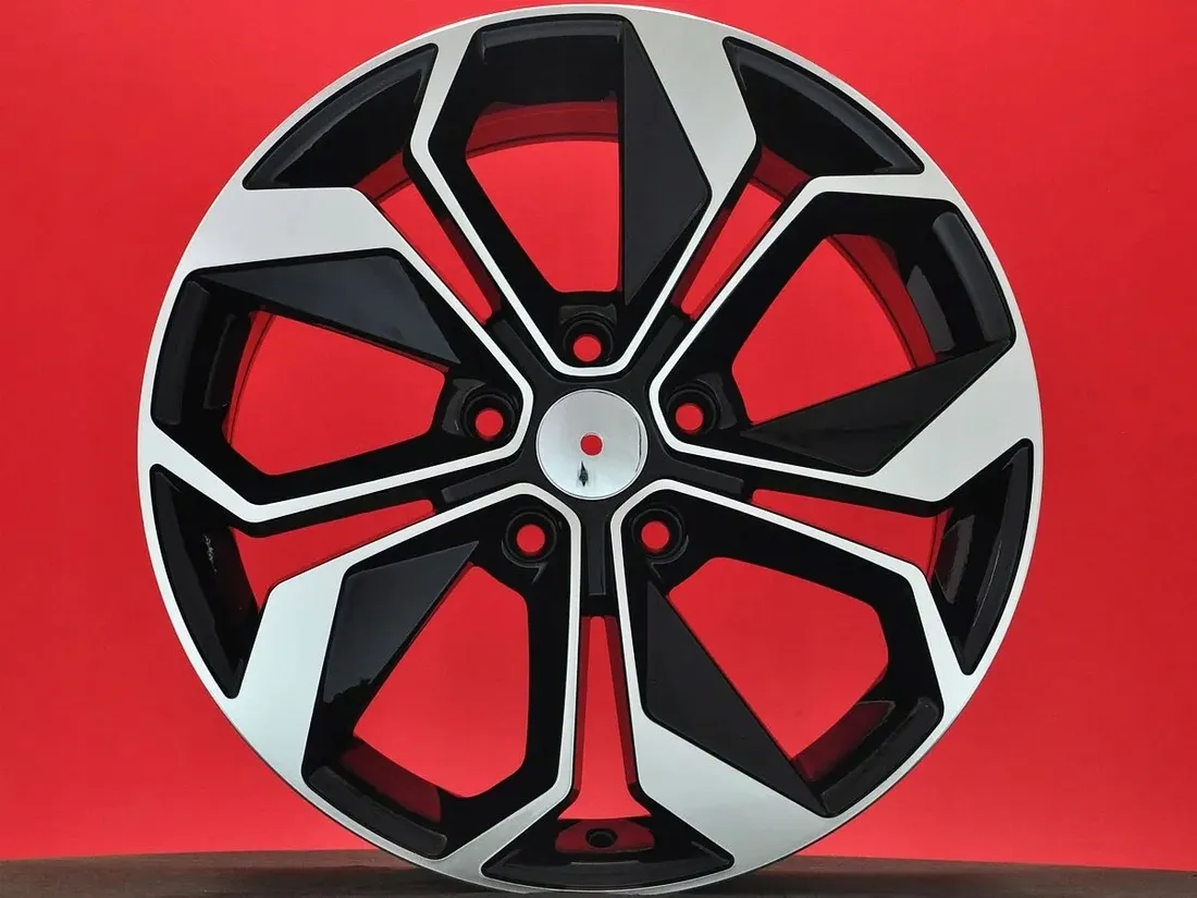 felgi-18-5x1143-toyota-corolla-e21-corolla-cross-stan-nowy