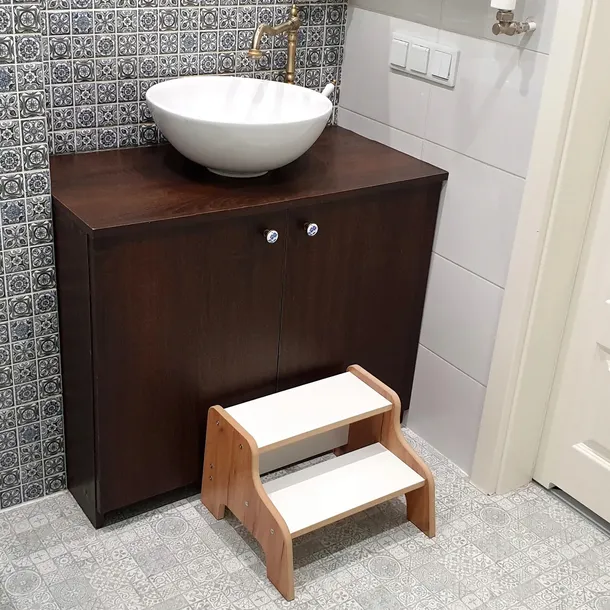 schodki-podest-podnozek-debowo-bialy-sc-310-stan-nowy-kolekcja-kids-helper