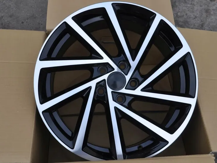 felgi-18-5x112-vw-jetta-t-roc-scirocco-phaeton-liczba-felg-w-ofercie-4-szt