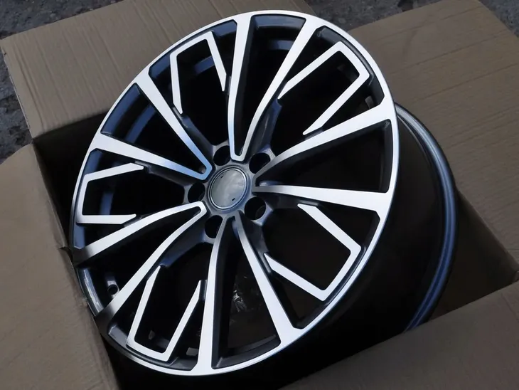 felgi-20-5x112-audi-tt-8s-facelift-wzor-wieloramienne