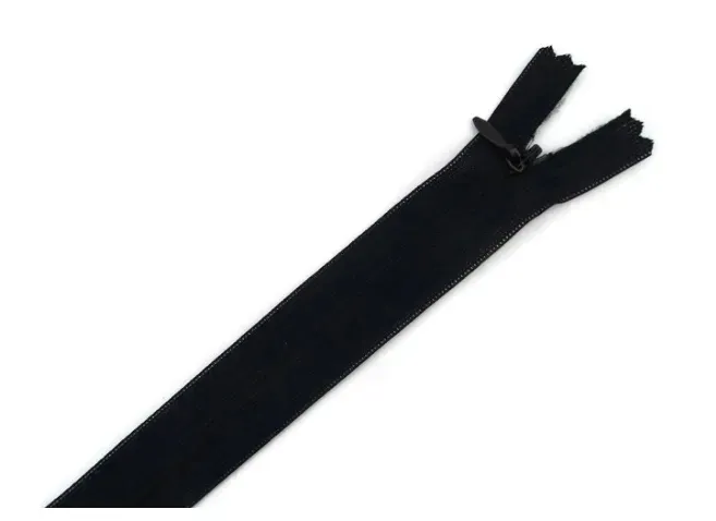 zamek-kryty-czarny-40cm