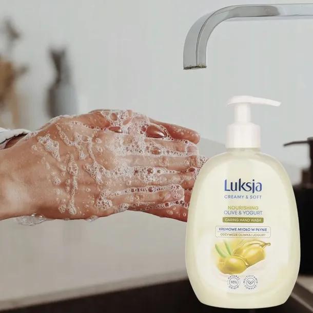luksja-mydlo-w-plynie-oliwka-z-oliwek-i-jogurt-dozownik-500ml-przeznaczenie-uniwersalne