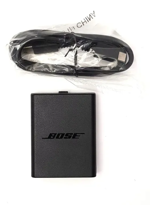 ladowarka-bose-329679-5v-1a-micro-usb-do-sluchawek
