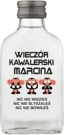 butelka-upominek-na-wieczor-kawalerski-butelki-setki-z-nadrukiem-uv-napisem