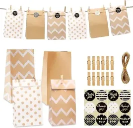 kalendarz-adwentowy-diy-torebki-klamerki-pudelka-dekoracje-adwent-prezenty