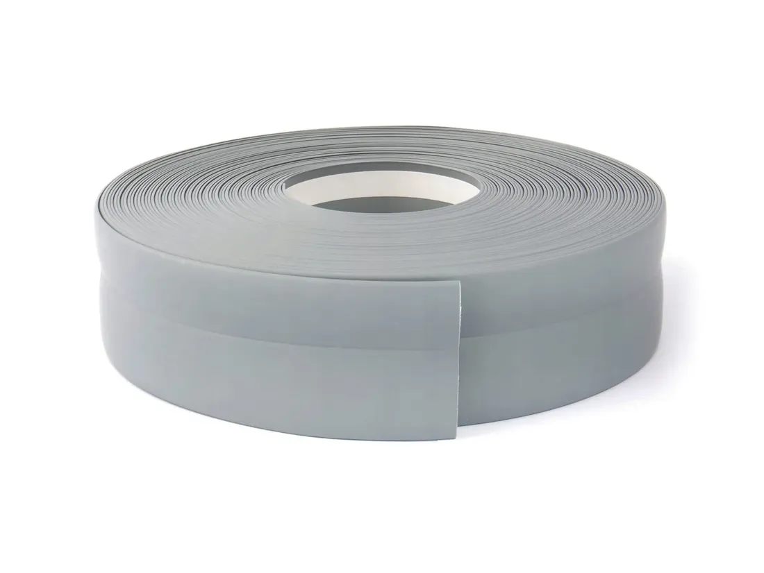 listwa-przypodlogowa-samoprzylepna-32x23mm-5mb-stan-nowy