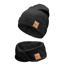 czapka-i-komin-niemowlak-zestaw-prazek-38-40-xs