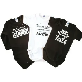 wyprawka-dla-noworodka-ubranka-niemowlece-3x-body