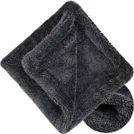 puszysty-gruby-recznik-z-mikrofibry-do-osuszania-lakieru-samochodu-1200gsm