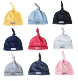 bawelniane-czapeczki-dla-noworodkow-kolory-supelek