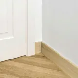 listwa-przypodlogowa-60mm-pcv-22m-crotone-stan-nowy