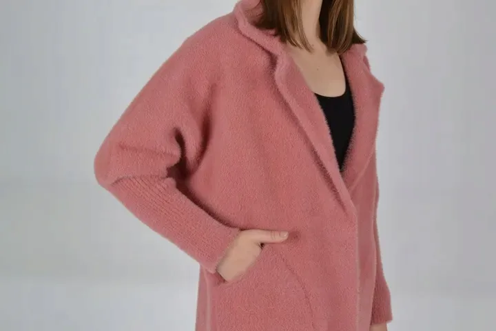 plaszczyk-damski-alpaka-oversize-model-mniejszy