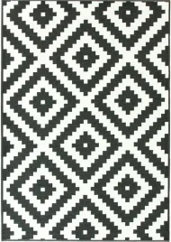 dywan-antyposlizgowy-geometryczny-romby-czarne-pod-krzeslo-100x250-cm