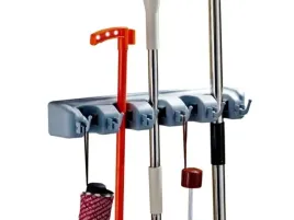 wieszak-uchwyt-na-narzedzia-miotly-mop-grabie-z-wieszakami