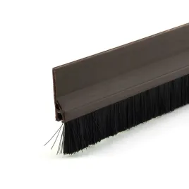 szczotka-drzwi-listwa-uszczelniajaca-pcv-brazowa-98cm-samoprzylepna
