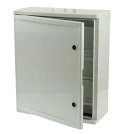 obudowa-skrzynka-abs-plastikowa-500-x-600-x-220mm-66-modulow-3-x-22