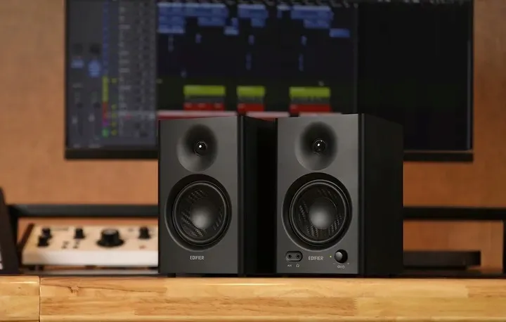 edifier-mr4-monitory-studyjne-glosniki-2-0-42w-stan-nowy