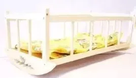 kolyska-drewniana-z-posciela-malimas