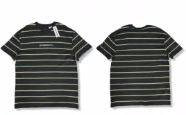 urban-outfitters-t-shirt-z-napisem-w-paski-m-uo05