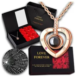 pudelko-prezentowe-roze-mydlane-zapachowe-na-bizuterie-naszyjnik-zloty