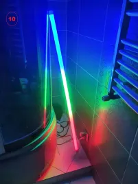 3-kolorowa-lampa-rgb-swietlowka-led-18w-120cm-230v