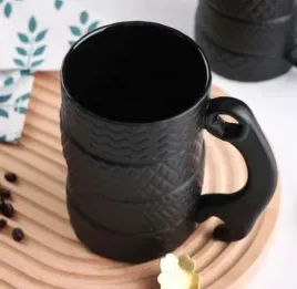 kubek-opony-ceramiczny-z-kluczem-dla-kierowcy450ml