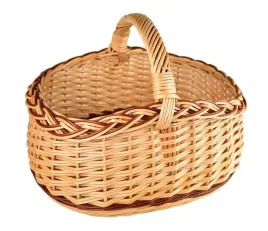 piekny-wiklinowy-koszyk-na-zakupy-piknik-grzyby