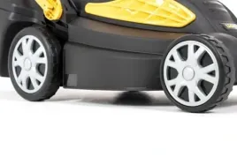 mocna-polska-kosiarka-elektryczna-do-trawy-2100w