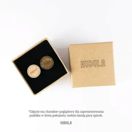 spinki-do-mankietow-z-grawerem-pan-mlody-pudelko-drewniane