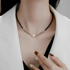 elegancki-stylowy-czarny-naszyjnik-damski-z-perla-stal-k21-na-prezent