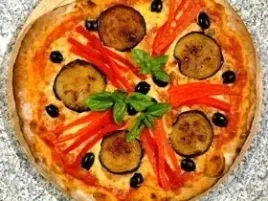 kamien-do-pizzy-grilla-37x35-granitowy-lopatka