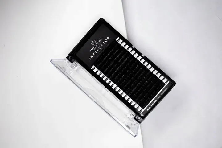 rzesy-crystal-lashes-instructor-premium-0-07c-7mm