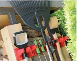 wieszak-uchwyt-organizer-na-narzedzia-miotly