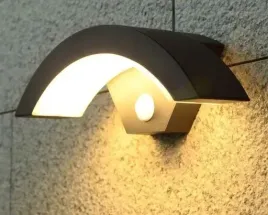 kinkiet-zewnetrzny-18w-4000k-w-ksztalcie-luku