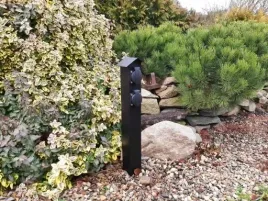 slupek-ogrodowy-tarasowy-zasilajacy-gniazdko-ogrodowe