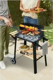 grill-ogrodowy-weglowy-duzy-na-kolkach