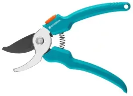 sekator-ogrodowy-reczny-nozyce-gardena-8754