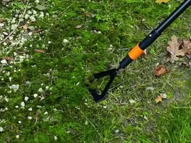 fiskars-quikfit-motyka-dunska-1000676