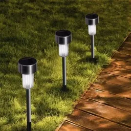 lampa-solarna-led-ogrodowa-lampka-wbijana-slupek