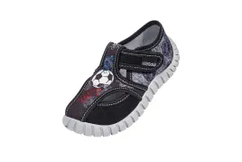 pantofel-tubis-football-czarny-vi-gga-mi-r-23