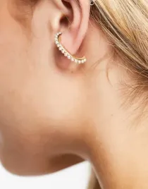 designb-london-zlota-nausznica-z-perelka