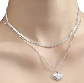 naszyjnik-lancuszek-srebrne-serduszko-celebrytka
