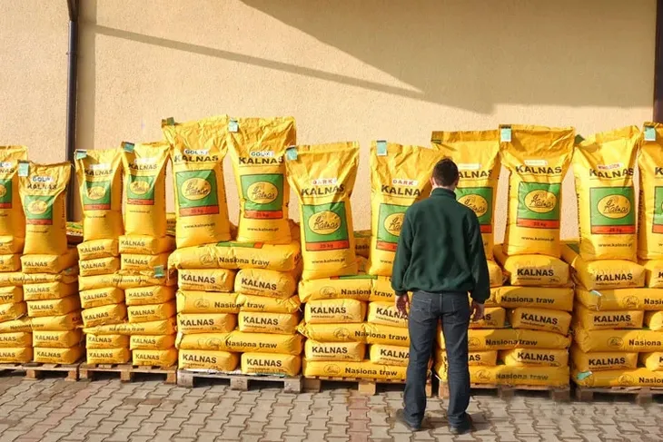 kalnas-trawa-sahara-09kg-waga-z-opakowaniem-1-kg
