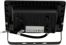 halogen-naswietlacz-lampa-led-50w-ip65-ekonomiczny