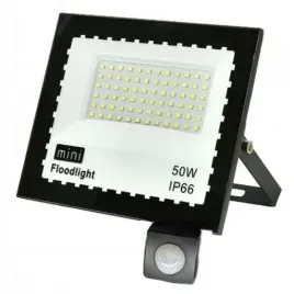 halogen-naswietlacz-led-ip66-mocna-lampka-lampa-50w-z-czujnikiem-ruchu-230v