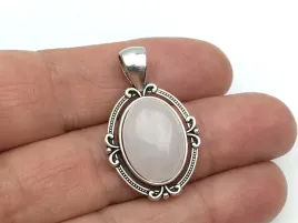 wisiorek-w-stylu-antycznym-kamien-kwarc-rozowy