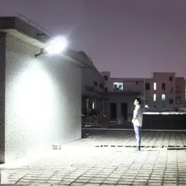 mocna-lampa-solarna-800w-z-czujnikiem-zmierzchu-ruchu-wodoodporna-z-pilotem